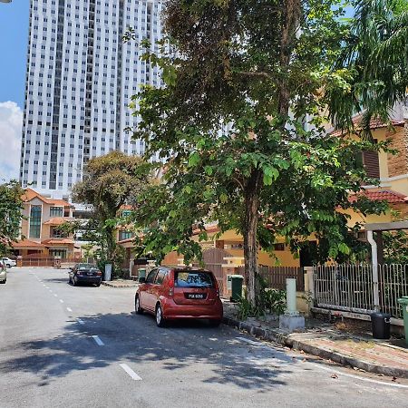 Apartamento Eden Cosy Living Batu Ferringhi Exterior foto