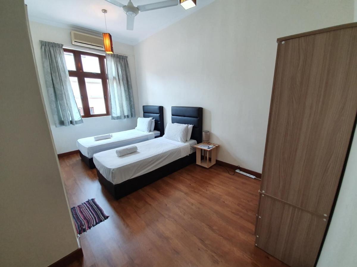Apartamento Eden Cosy Living Batu Ferringhi Exterior foto