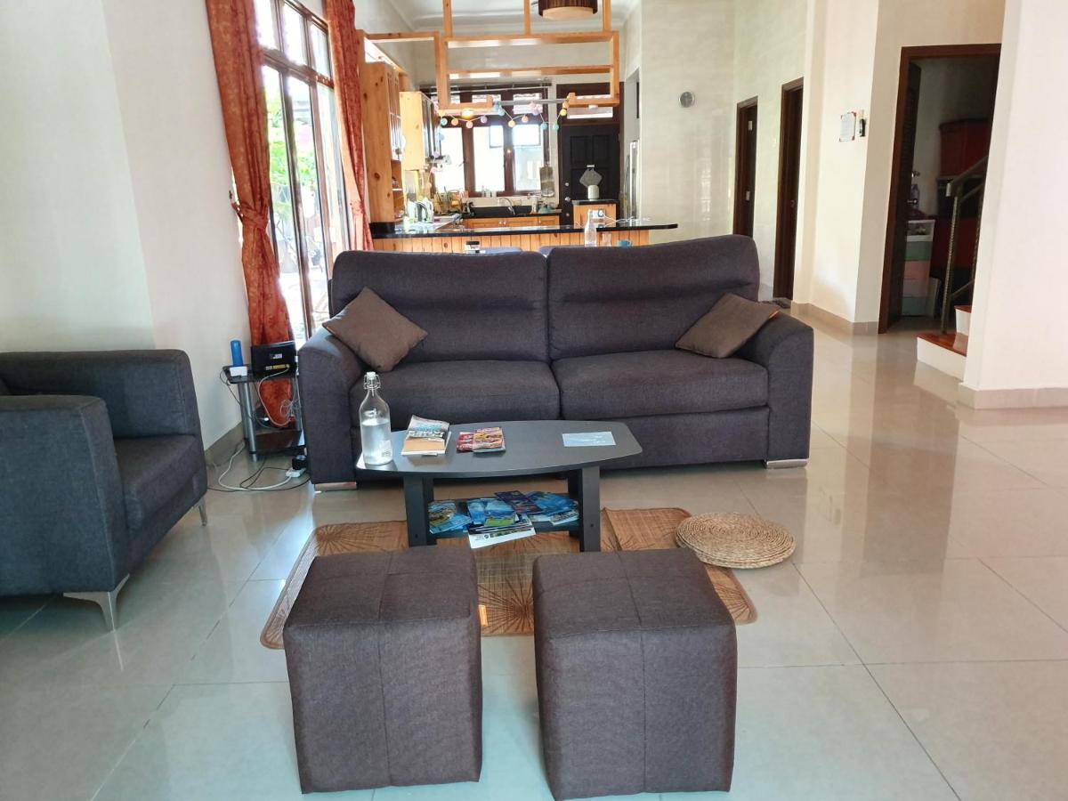Apartamento Eden Cosy Living Batu Ferringhi Exterior foto