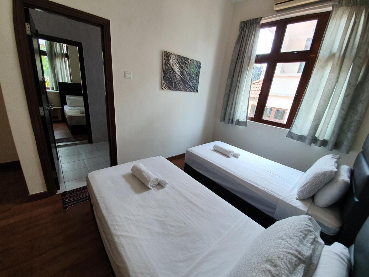 Apartamento Eden Cosy Living Batu Ferringhi Exterior foto