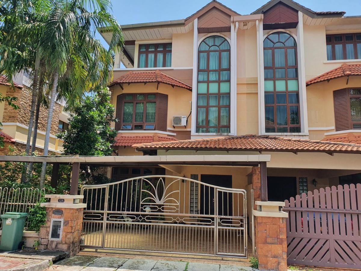 Apartamento Eden Cosy Living Batu Ferringhi Exterior foto